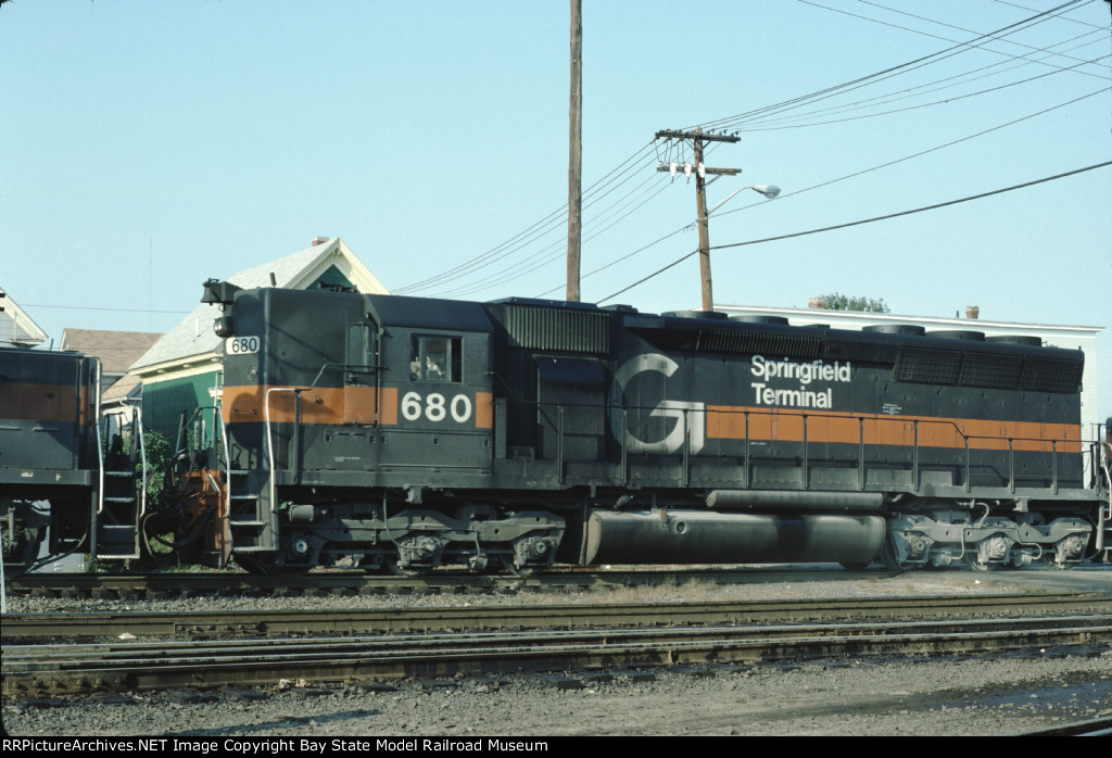 ST SD45 680